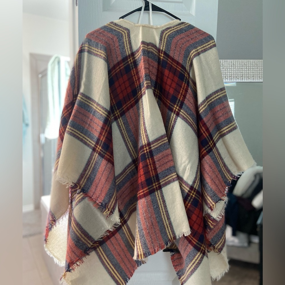 Fall pancho - Picture 4 of 4